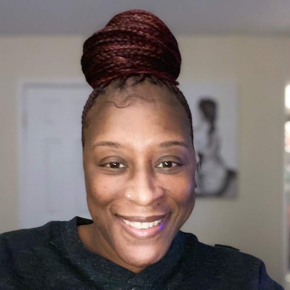 Meet your Posher, Linda